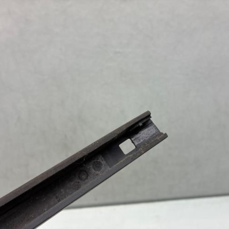 Bras essuie glace arriere VOLKSWAGEN GOLF 6 Photo n°4