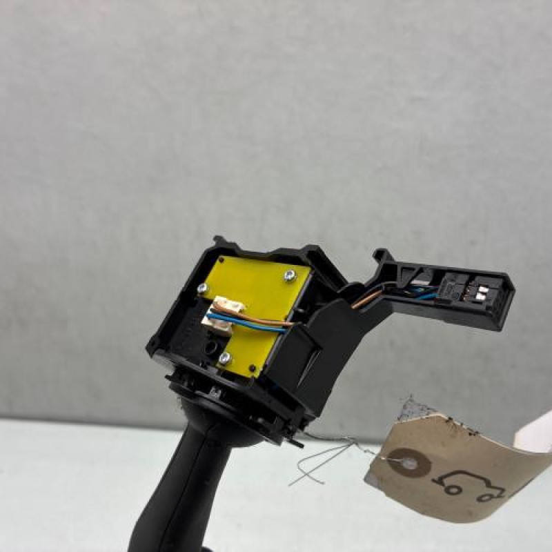 Commodo d'essuie glaces VOLKSWAGEN GOLF 6 Photo n°4