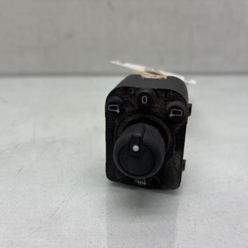 Commande retroviseurs AUDI Q2 Photo n°1