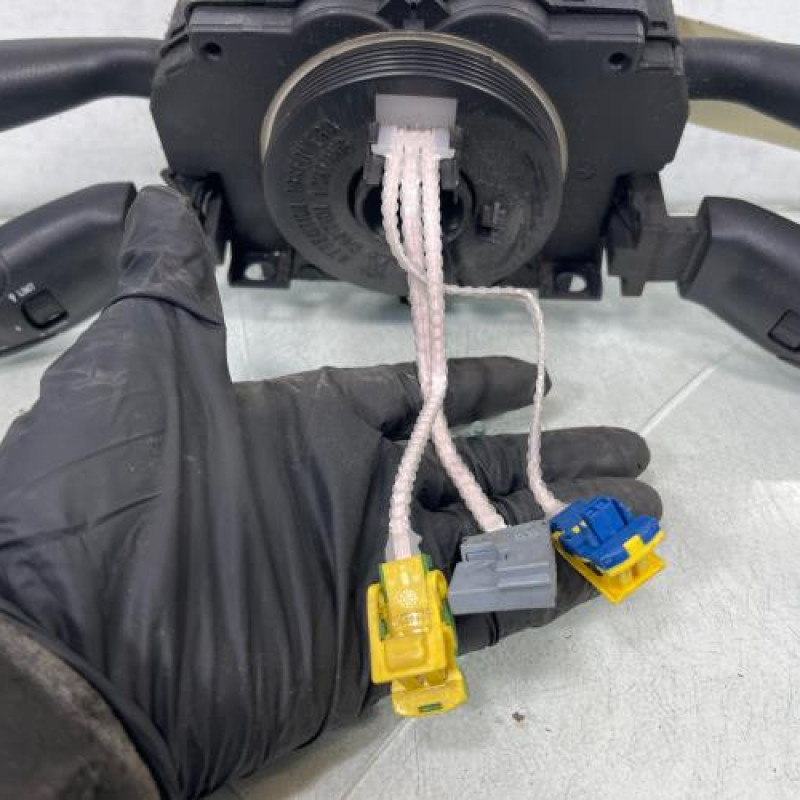 Com (Bloc Contacteur Tournant+Commodo Essuie Glace+Commodo Phare) PEUGEOT 307 Photo n°3