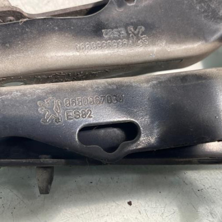 Charniere de capot PEUGEOT 207