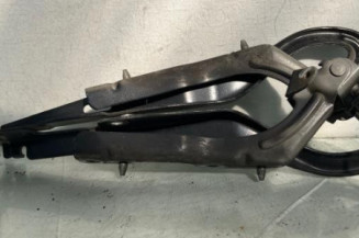 Charniere de capot PEUGEOT 207