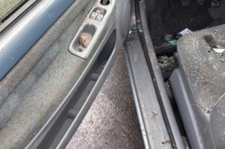 Bras essuie glace avant RENAULT TWINGO 1