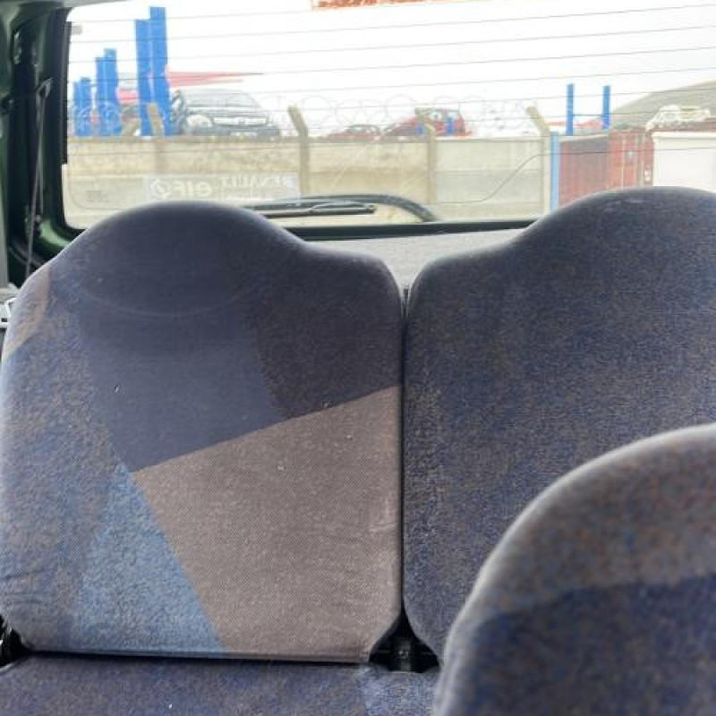 Ceinture avant gauche RENAULT TWINGO 1 Photo n°5