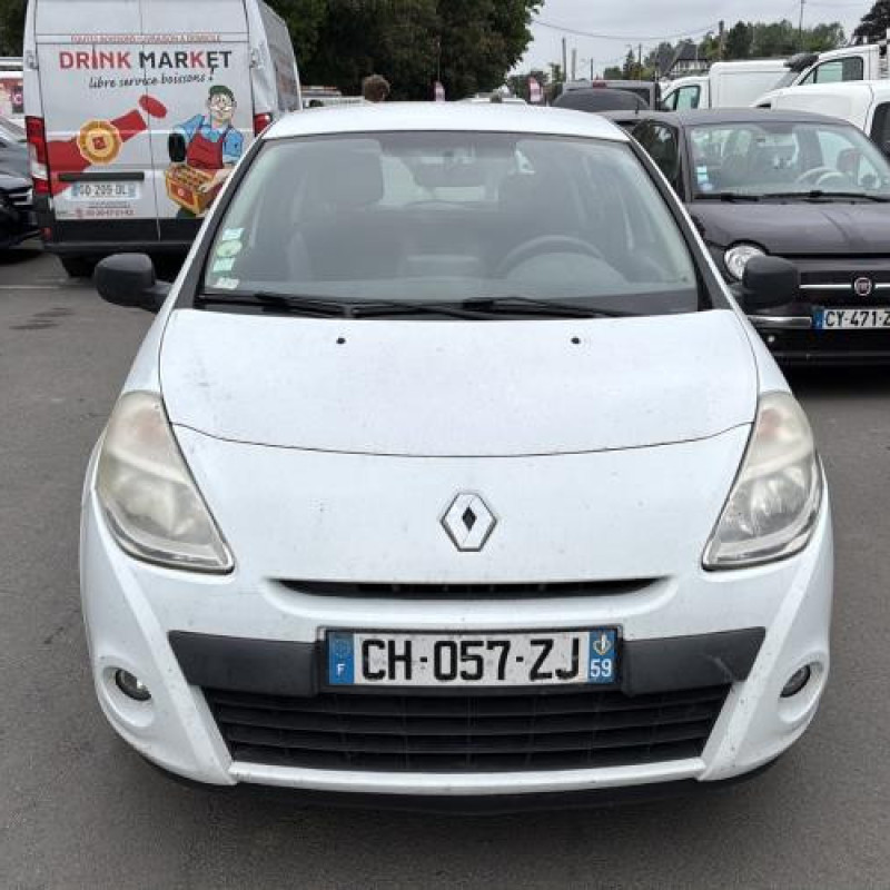 Moteur RENAULT CLIO 3 Photo n°5