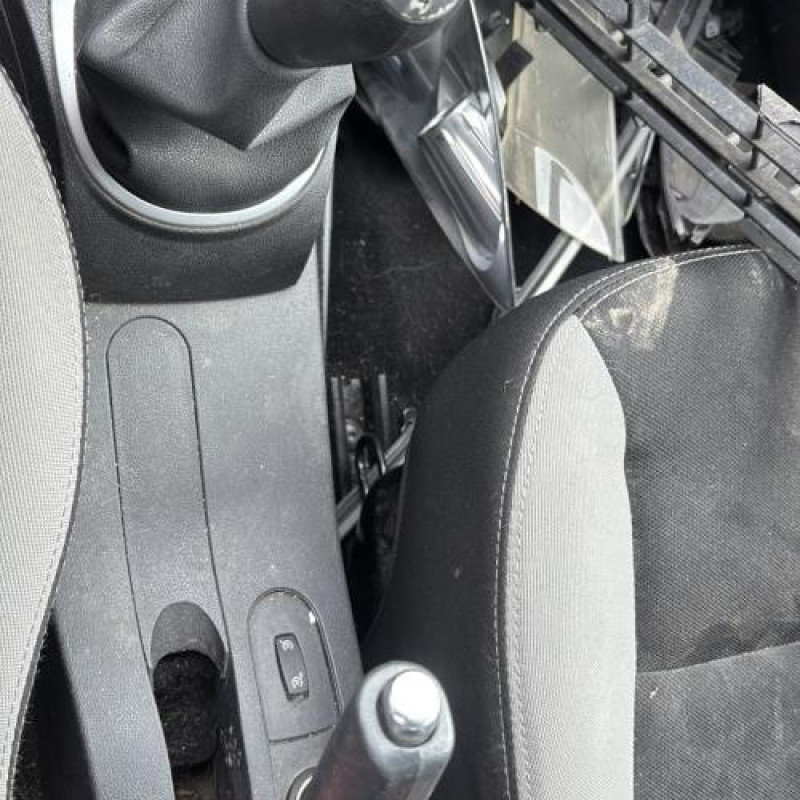 Moteur RENAULT CLIO 3 Photo n°16