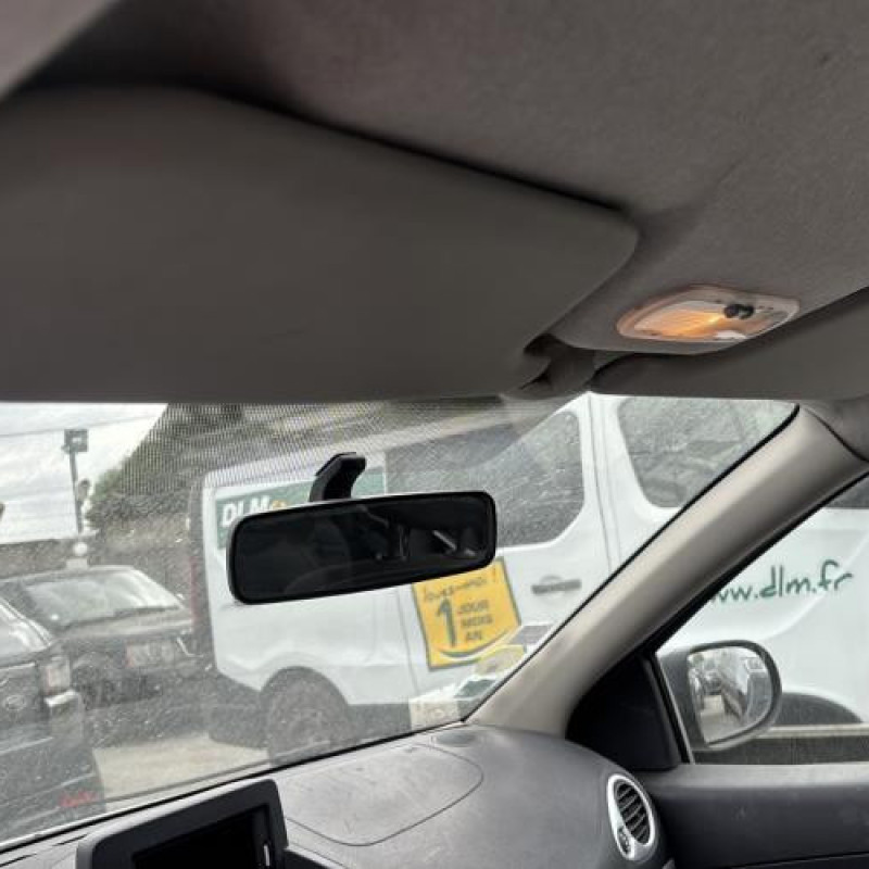 Moteur RENAULT CLIO 3 Photo n°17