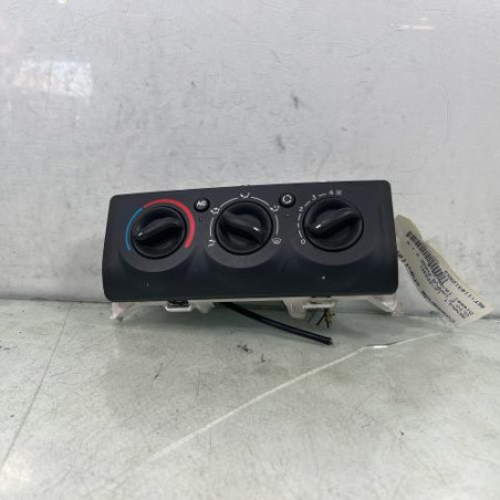 Commande chauffage RENAULT CLIO 2 CAMPUS Photo n°1