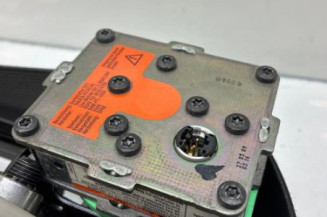 Pretensionneur de ceinture avant droit OPEL AGILA B