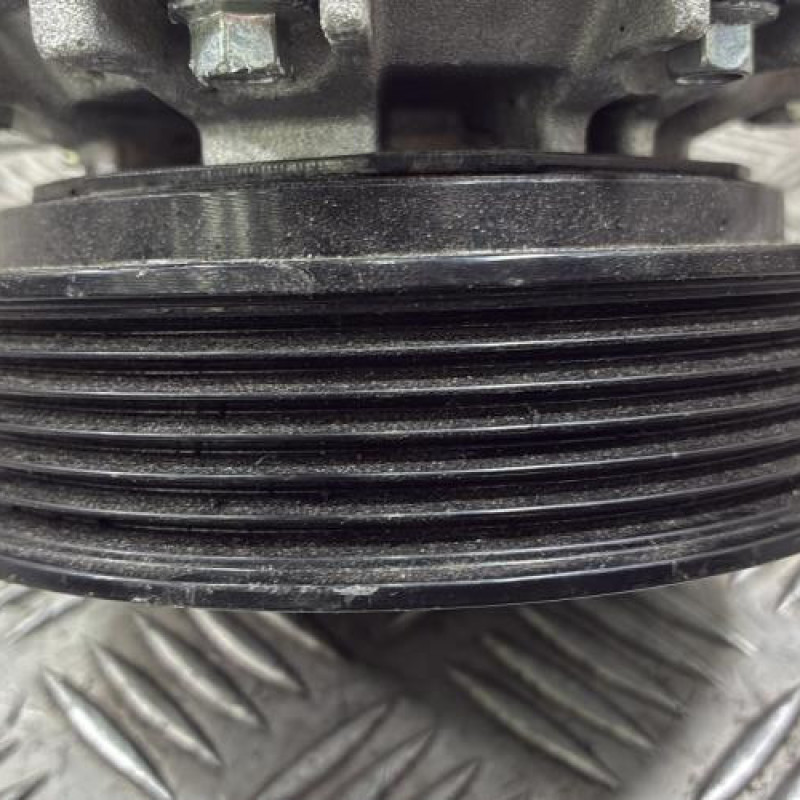 Compresseur clim RENAULT LAGUNA 3 Photo n°3