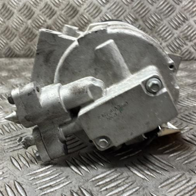 Compresseur clim RENAULT LAGUNA 3 Photo n°5