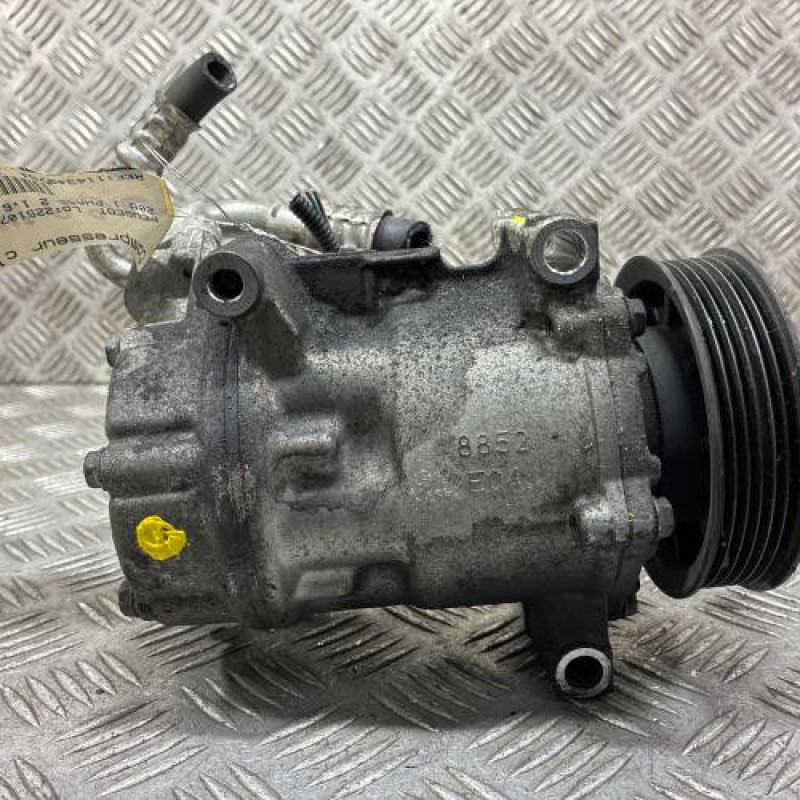Compresseur clim PEUGEOT 208 1 Photo n°2