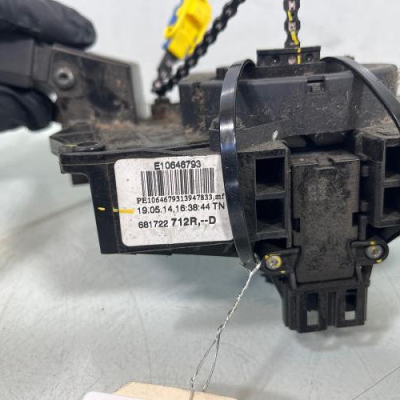 Contacteur tournant DACIA SANDERO 2 Photo n°4