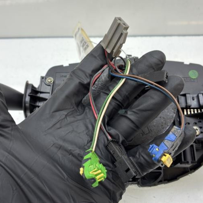 Com (Bloc Contacteur Tournant+Commodo Essuie Glace+Commodo Phare) RENAULT MEGANE 2 Photo n°2