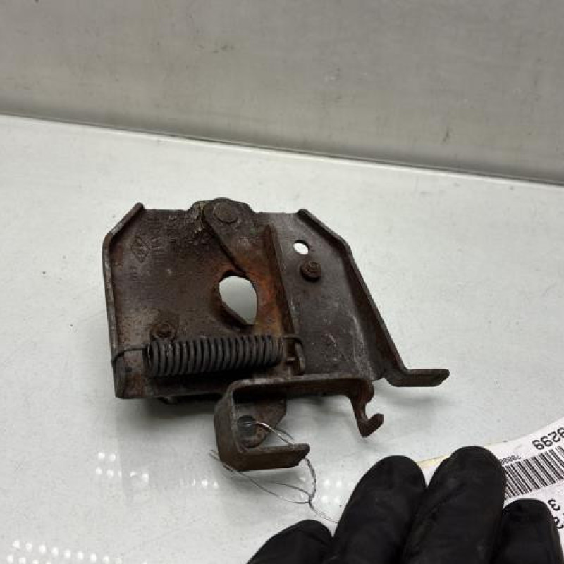 Fermeture de capot RENAULT MASTER 2 Photo n°3