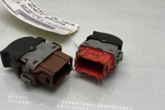 Interrupteur de leve vitre avant gauche RENAULT MASTER 2