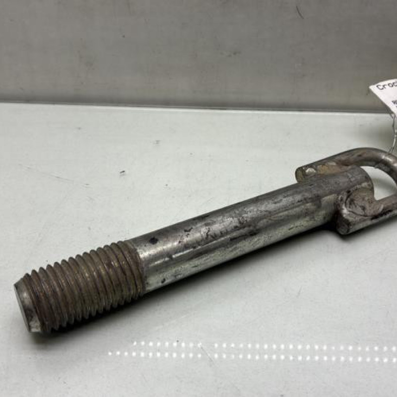 Crochet de remorquage RENAULT MASTER 2 Photo n°1