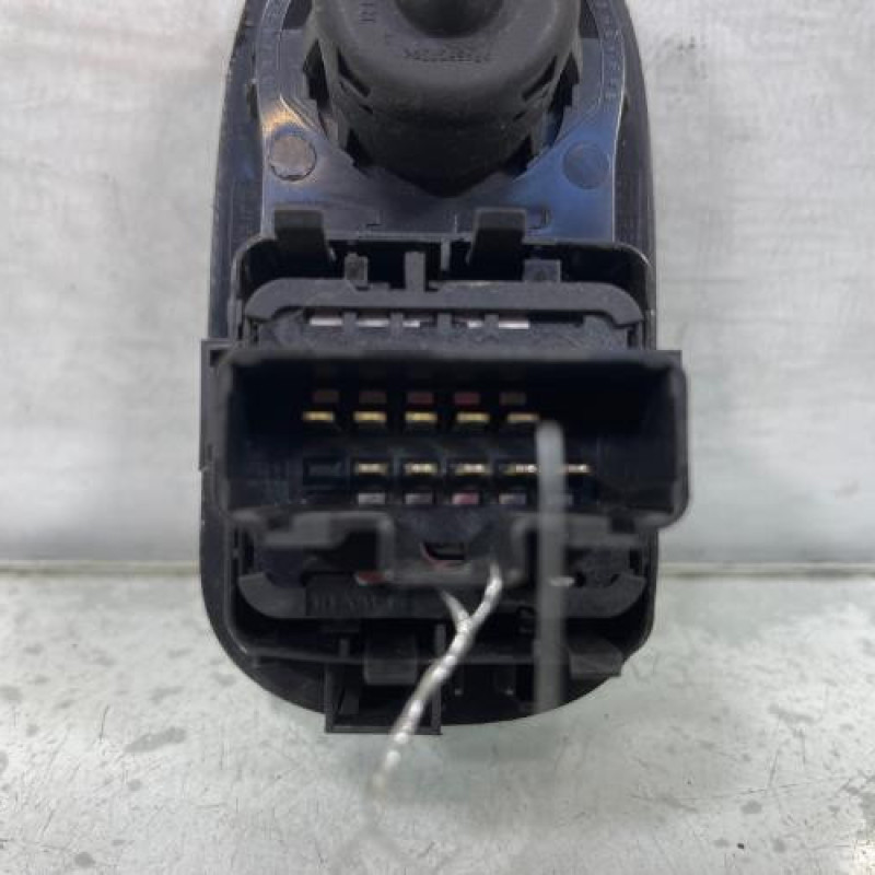 Interrupteur de leve vitre avant gauche RENAULT MASTER 3 Photo n°4