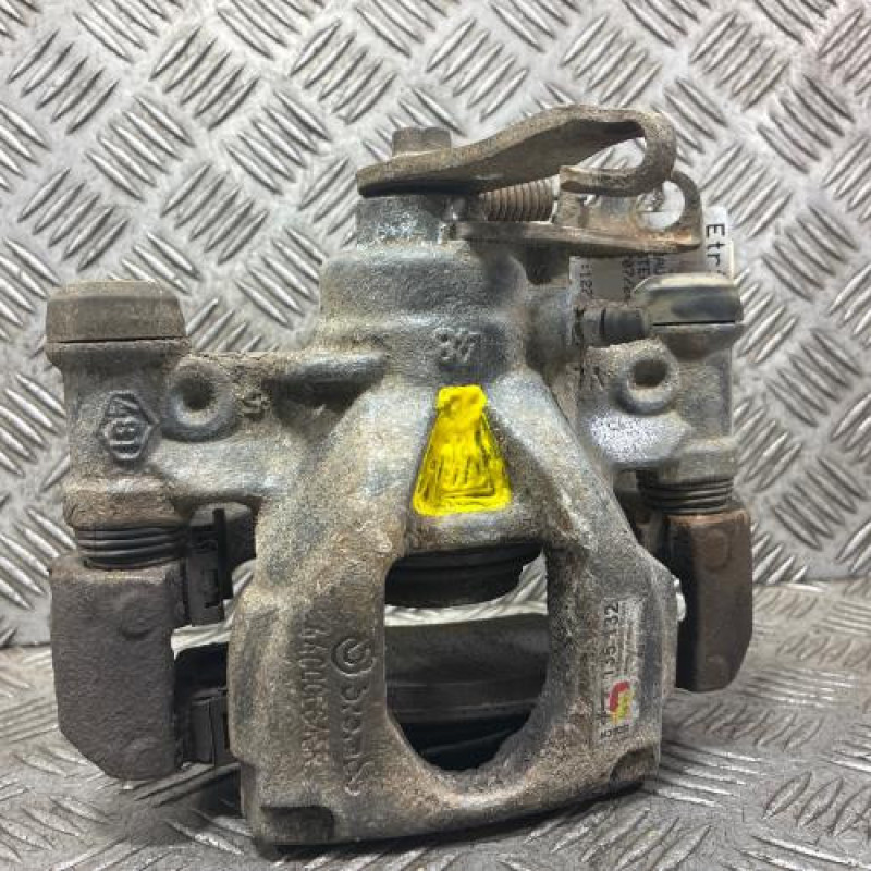 Etrier arriere droit (freinage) RENAULT MASTER 3 Photo n°1