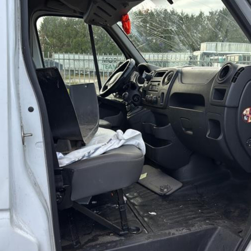 Etrier arriere droit (freinage) RENAULT MASTER 3 Photo n°10