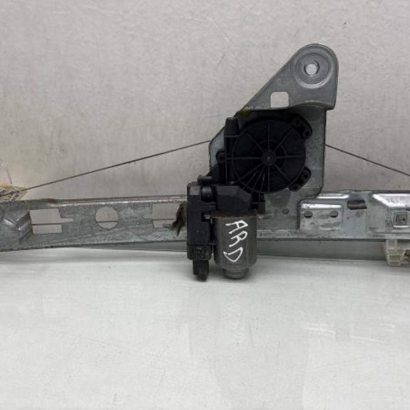 Leve vitre electrique arriere droit RENAULT MEGANE 2 Photo n°3