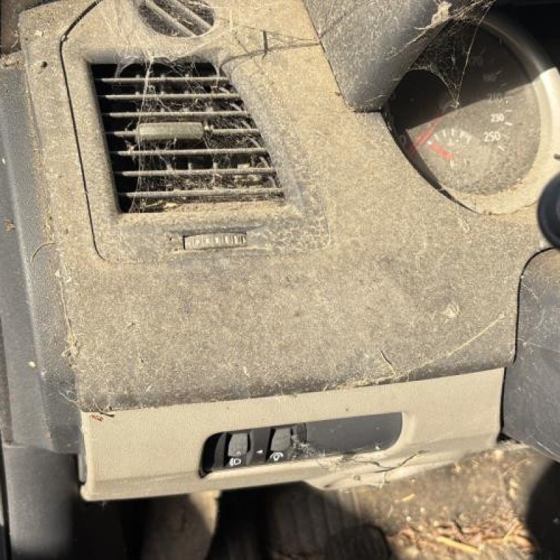 Leve vitre electrique arriere droit RENAULT MEGANE 2 Photo n°20