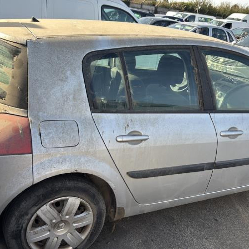 Leve vitre electrique avant gauche RENAULT MEGANE 2 Photo n°13