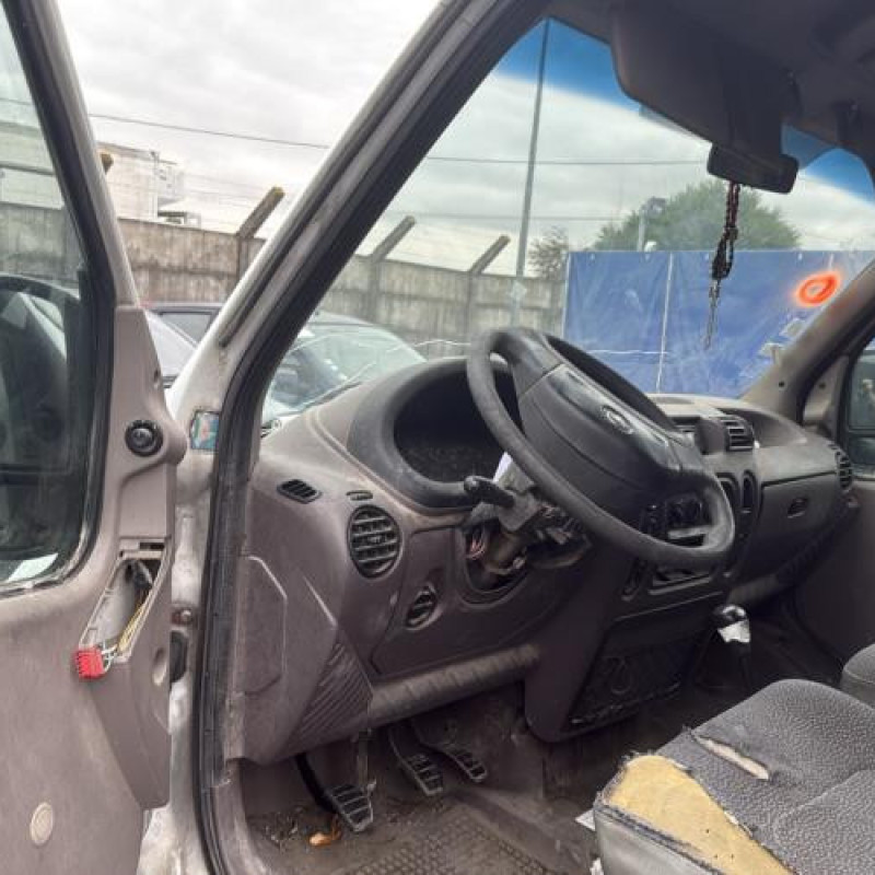 Custode avant droit (porte) OPEL MOVANO A Photo n°10