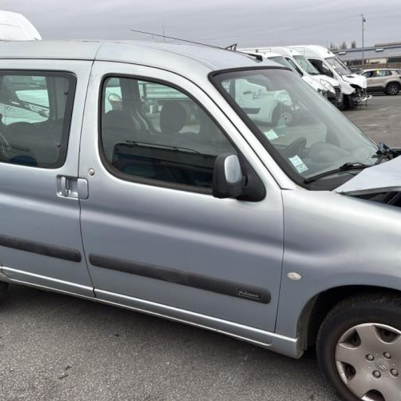 Moteur essuie glace arriere CITROEN BERLINGO 1 Photo n°11