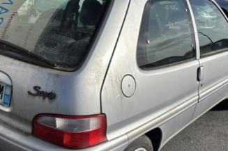 Custode arriere droit CITROEN SAXO