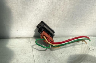 Interrupteur de leve vitre avant gauche CITROEN SAXO