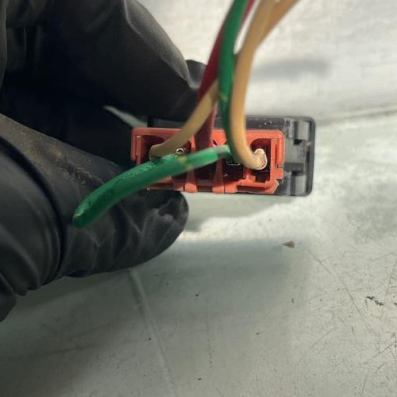 Interrupteur de leve vitre avant gauche CITROEN SAXO Photo n°3