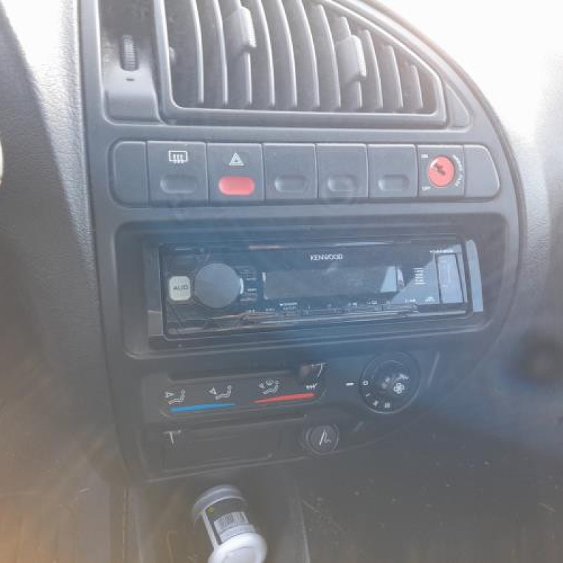 Interrupteur de leve vitre avant gauche CITROEN SAXO Photo n°7