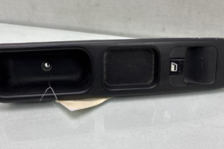 Interrupteur de leve vitre avant droit PEUGEOT 307 Photo n°1