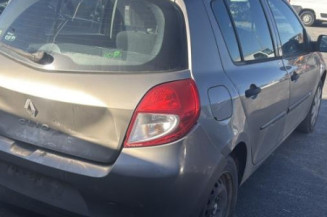 Fermeture de capot RENAULT CLIO 3