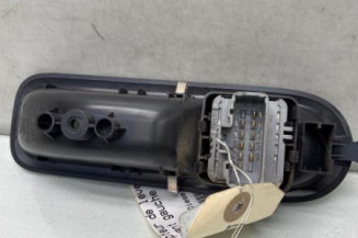 Interrupteur de leve vitre avant gauche RENAULT CLIO 3