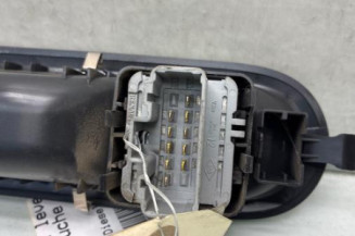 Interrupteur de leve vitre avant gauche RENAULT CLIO 3