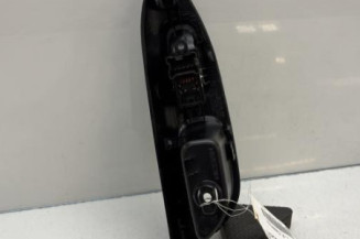 Interrupteur de leve vitre arriere gauche NISSAN JUKE 1