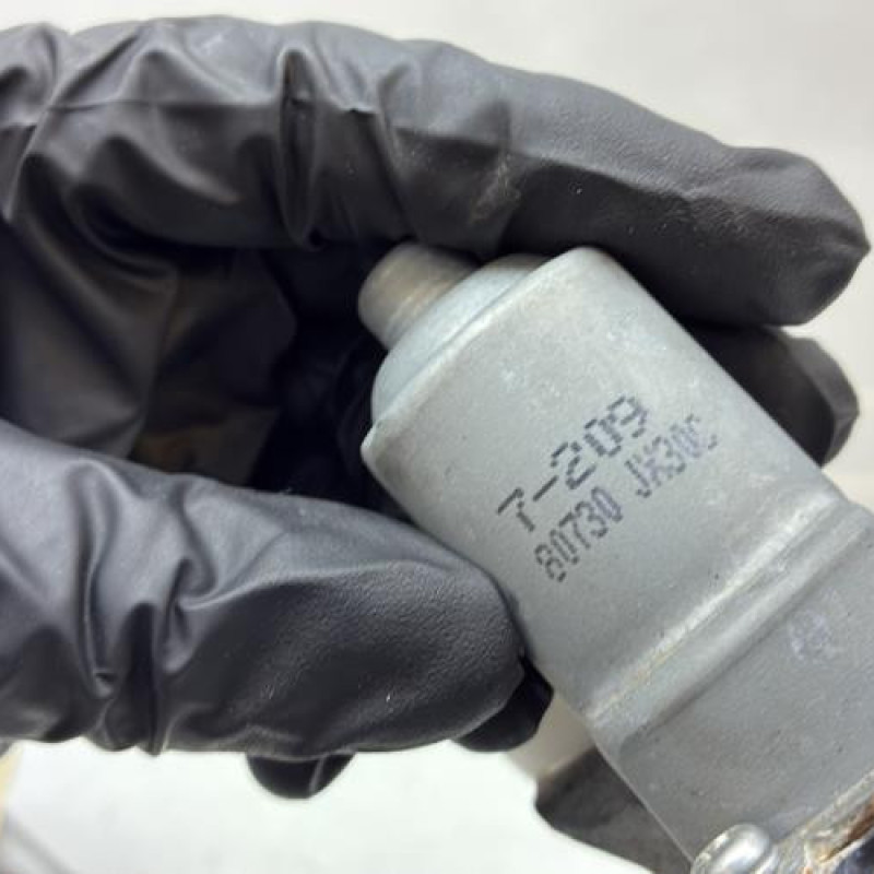 Leve vitre electrique avant droit NISSAN JUKE 1 Photo n°8