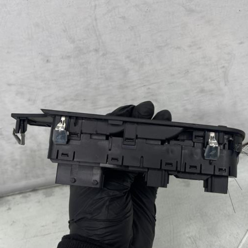 Interrupteur de leve vitre avant gauche CITROEN C4 PICASSO 2 Photo n°4