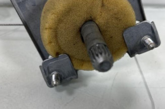 Leve vitre mecanique avant droit DACIA SANDERO 1