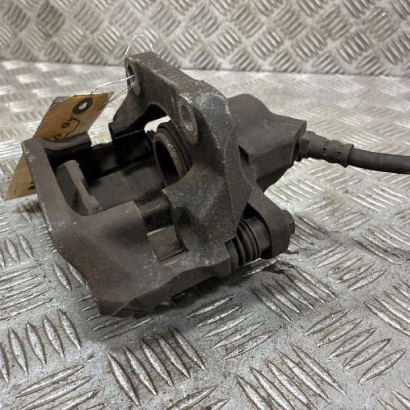 Etrier avant droit (freinage) DACIA SANDERO 1 Photo n°3