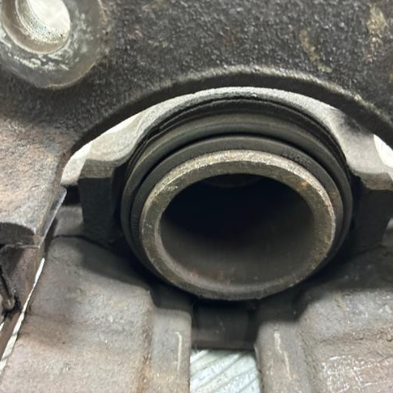 Etrier avant droit (freinage) DACIA SANDERO 1 Photo n°5