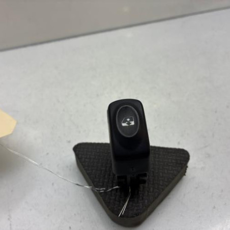 Interrupteur de leve vitre avant droit RENAULT KANGOO 1 Photo n°1