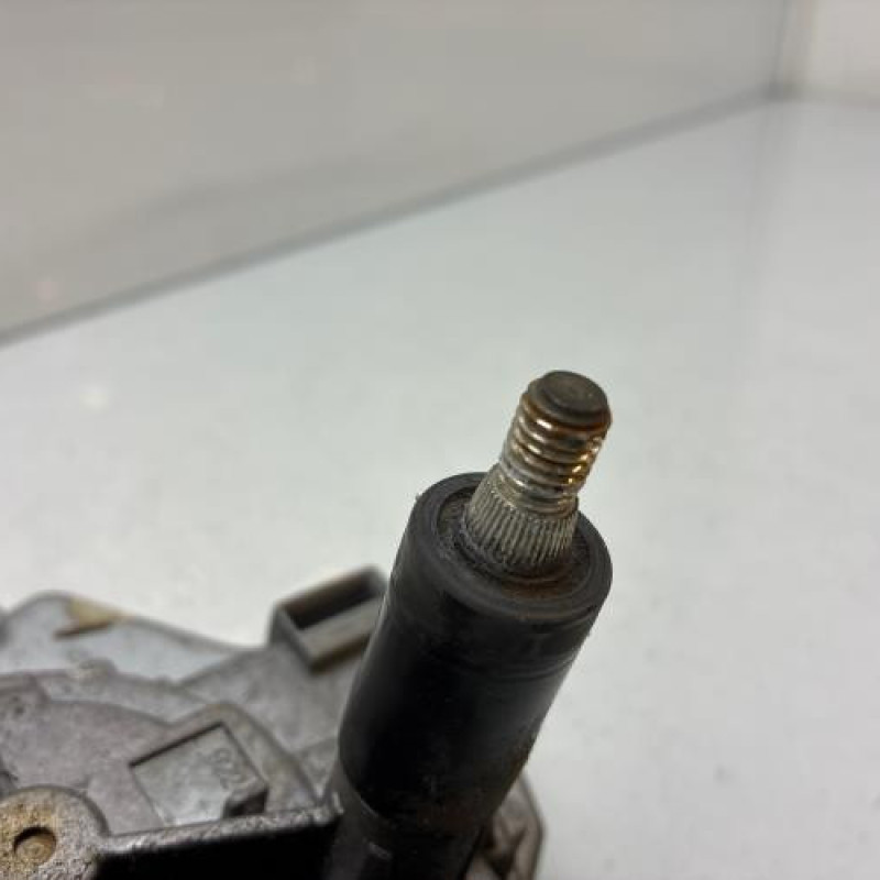 Moteur essuie glace arriere RENAULT KANGOO 1 Photo n°2