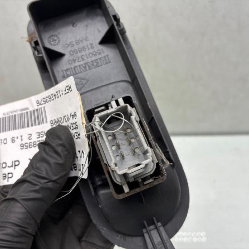 Interrupteur de leve vitre avant droit RENAULT SCENIC 2 Photo n°3