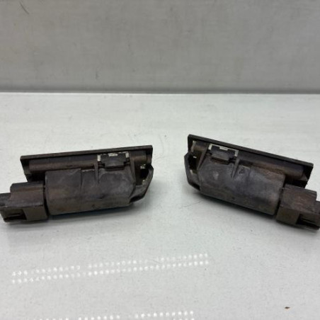 Eclairage de plaque RENAULT CLIO 3