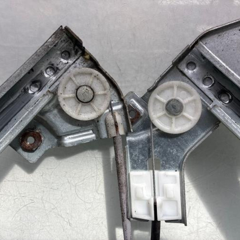 Leve vitre electrique avant droit PEUGEOT PARTNER 1 Photo n°4