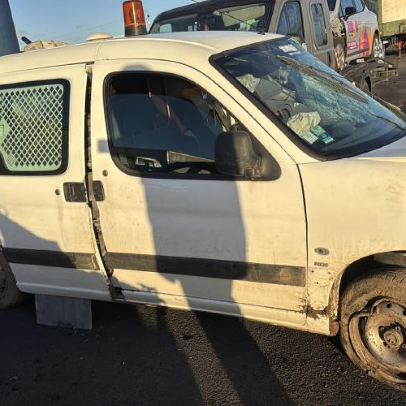 Leve vitre electrique avant droit PEUGEOT PARTNER 1 Photo n°10