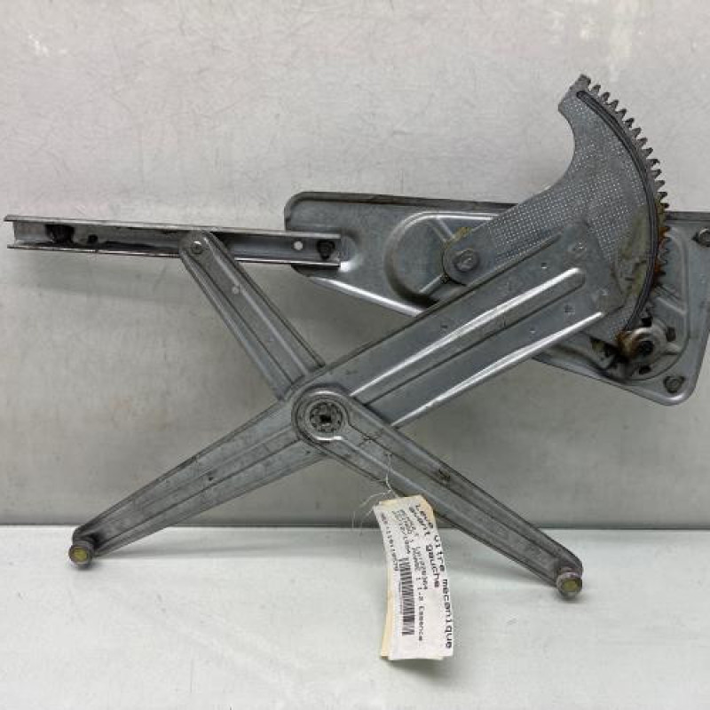 Leve vitre mecanique avant gauche RENAULT TWINGO 1 Photo n°1